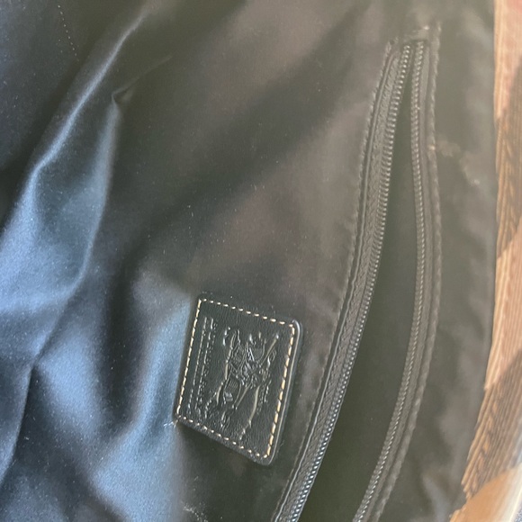 Burberry Black purse great condition like new color black - Picture 13 of 13